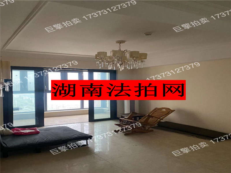 恒大御景半島法拍房錦繡苑7、8棟2401號(hào)