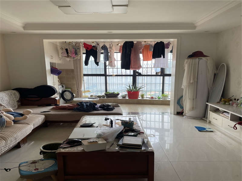 金澤園小區(qū)法拍房二期2、3棟2502室