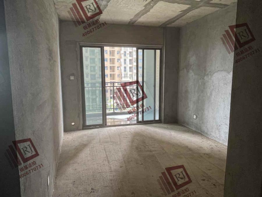 學(xué)府星城法拍房6、7棟及地下室407號