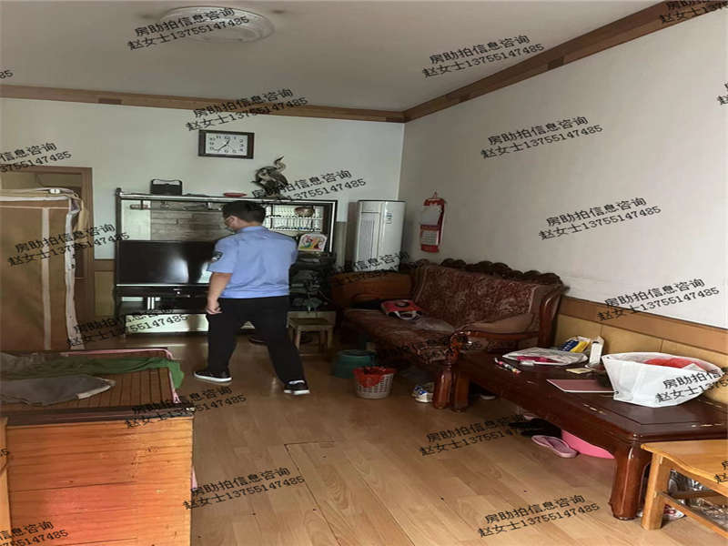 紅旺大市場（郭亮路西側(cè)上西塘）法拍房411號(hào)