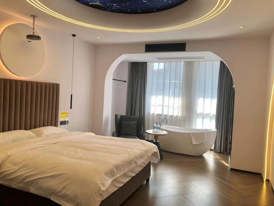 君臨國際（青和購物中心）法拍房A、B棟1619號