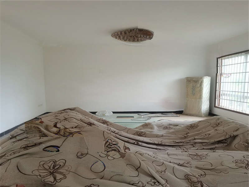 銀宏小區(qū)法拍房73棟101號（別墅）