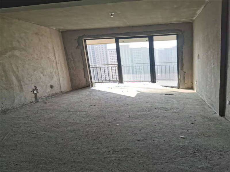 梅溪湖騎龍花園（騎龍?jiān)罚┓ㄅ姆縀1、E2棟206號(hào)（共27套房，可單獨(dú)競(jìng)拍）