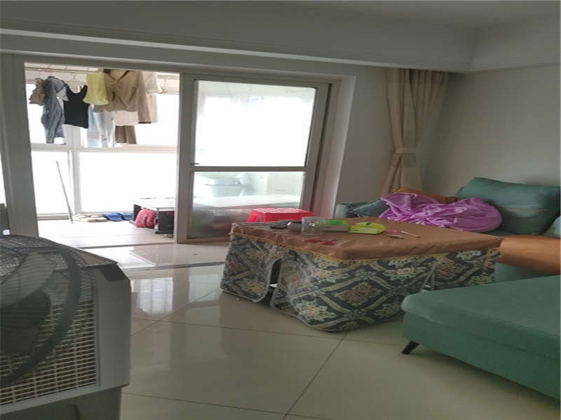 星典時(shí)代新寓法拍房7、8、9棟9-1004號(hào)