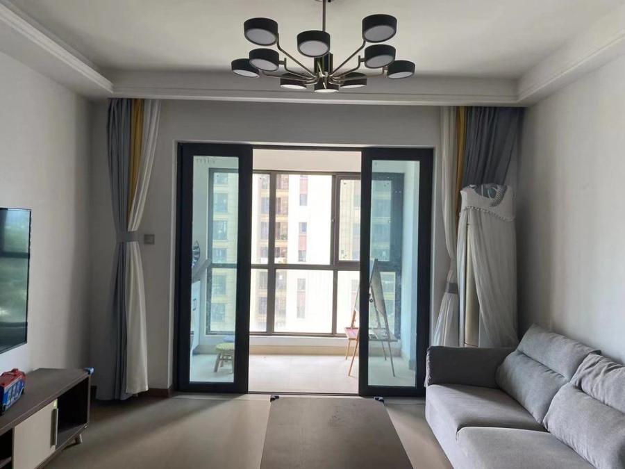 陽(yáng)光城尚東灣（中泛尚東灣）法拍房二期5棟1003房（雙學(xué)區(qū)）