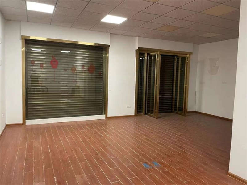 星沙鎮(zhèn)三產(chǎn)業(yè)街法拍房3片6組合1、2號101室