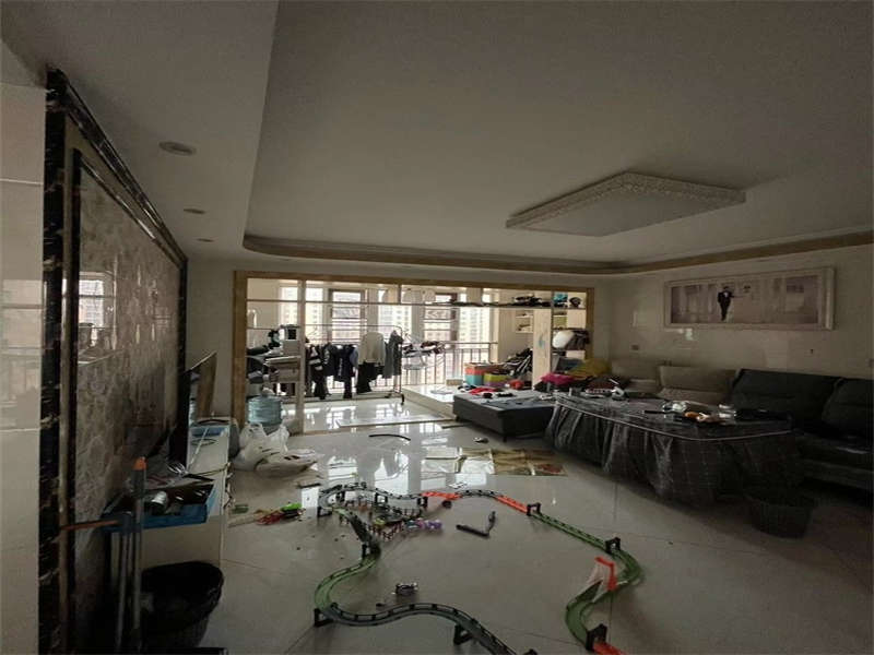 麗發(fā)新城法拍房二期34棟1701號(hào)（雙學(xué)區(qū)）