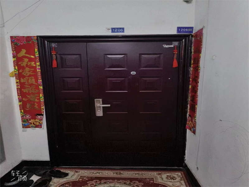 睿智園小區(qū)法拍房1、2棟1206