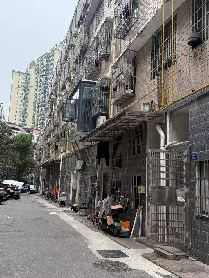 （整棟收租）松雅小區(qū)松雅安置區(qū)法拍房B-9號(hào)棟101、201、301、401房產(chǎn)