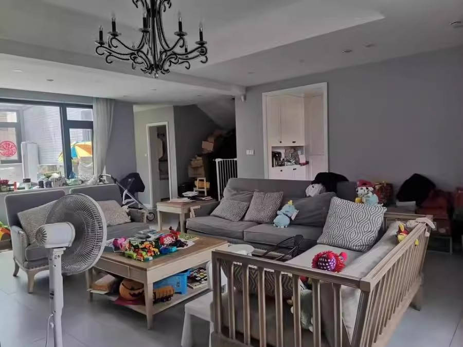 （上疊）中交中央公園（中房瑞致）法拍房一期8棟304號